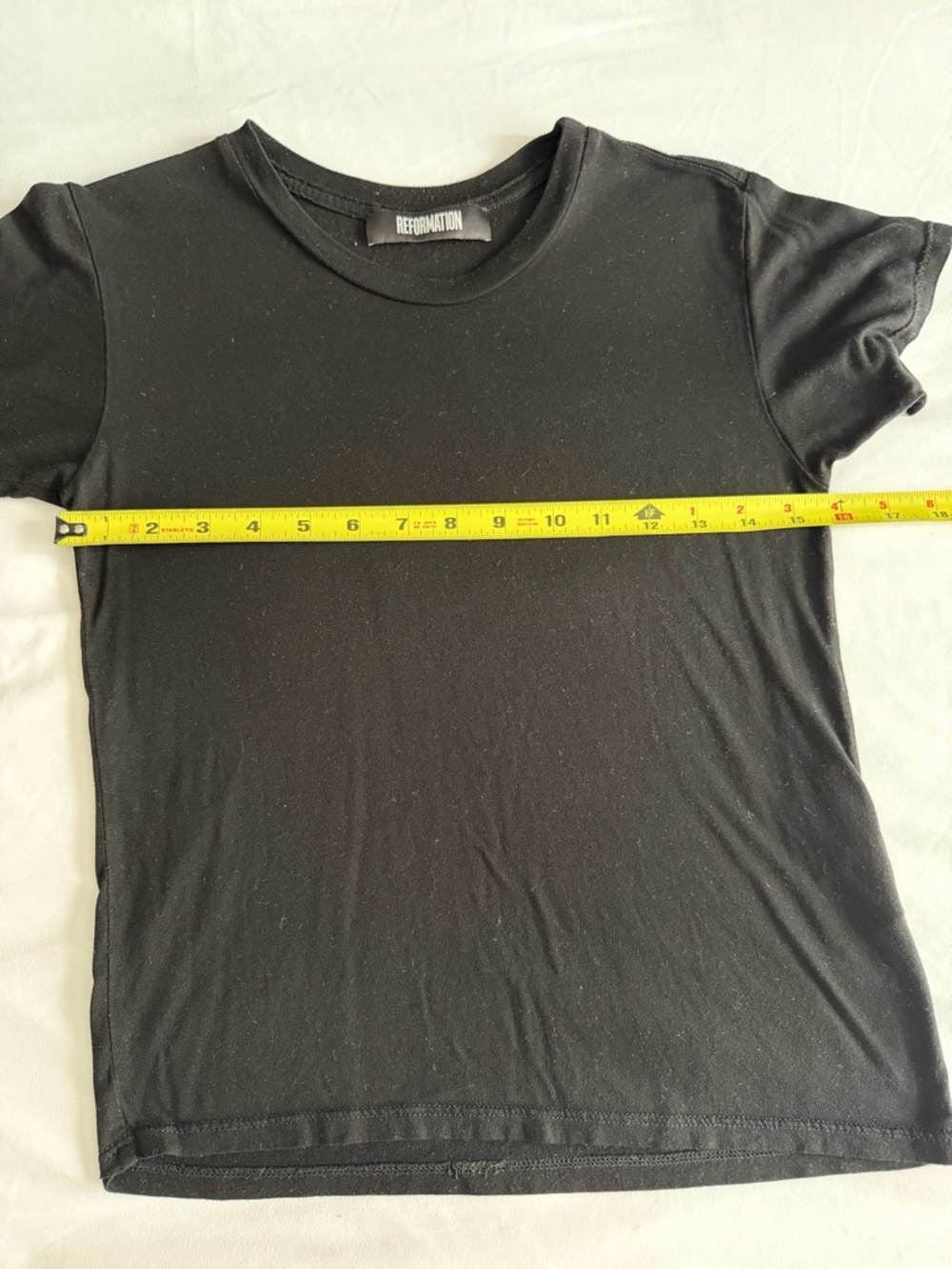 Reformation 100% Tencel Black Minimalist Short Sleeve Lightweight Tee - Picture 13 of 14